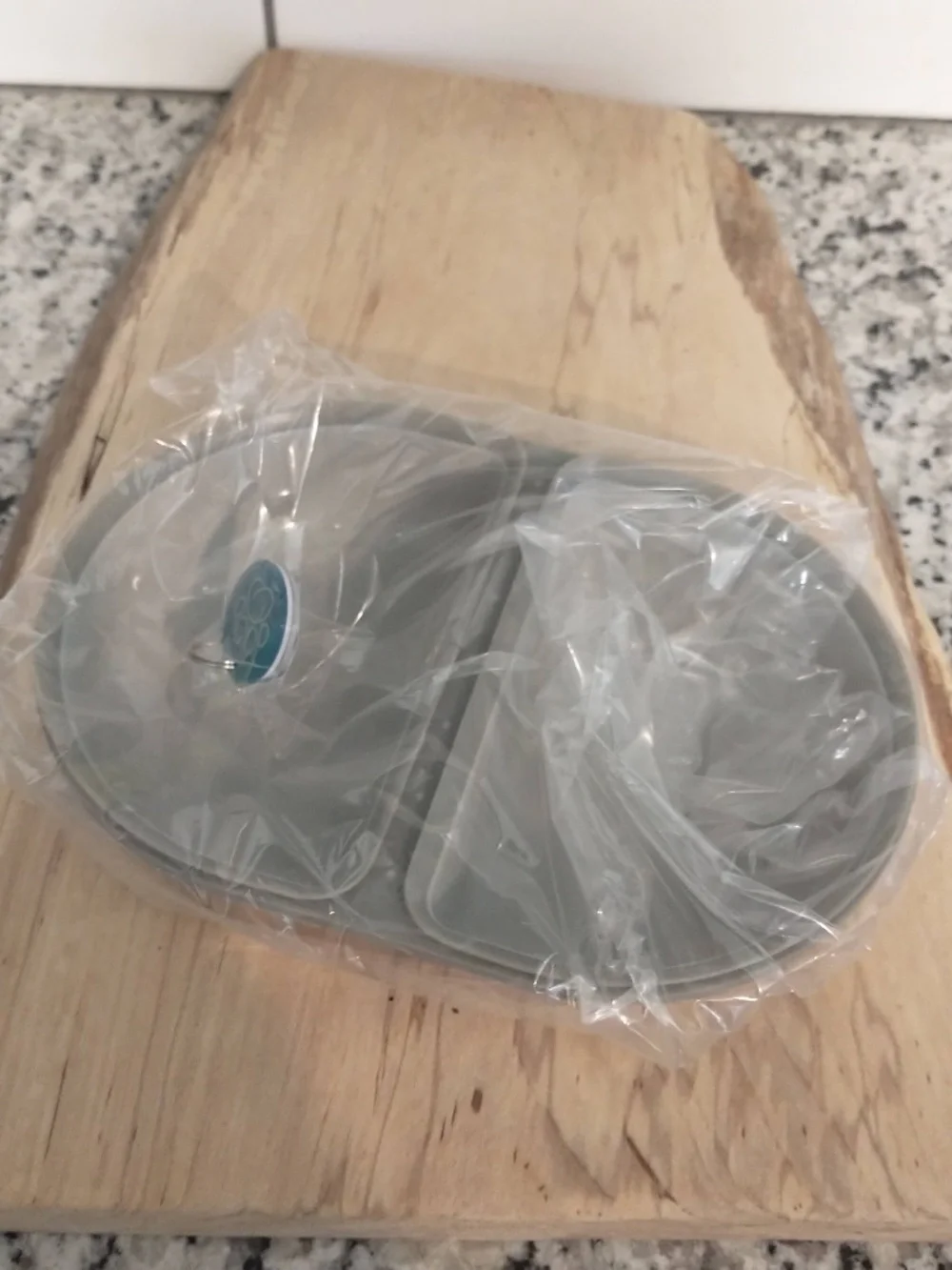 SureFeed split base